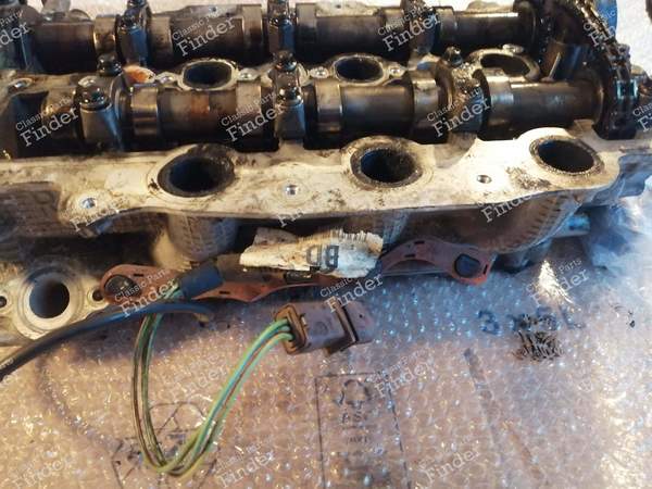 Zylinderkopf mit Nockenwellen / Motorriemenscheibe - CITROËN C6 - PM4R8Q6090- 3