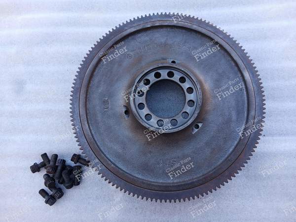 OM615 Flywheel - MERCEDES BENZ /8 (W114 / W115) - R1150320601- 0