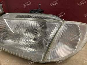 Headlight optics + Turn signal - RENAULT Mégane I - 085795- thumb-2