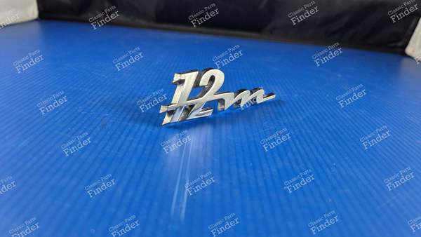 Sigle insigne arrière '12M' - FORD Taunus 12M (P6) - 0