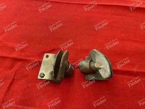 Pair of top and bottom air deflector brackets - CITROËN Traction Avant (7 / 11 / 15)
