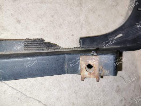 Halterung für den linken Nebelscheinwerfer - PEUGEOT 406 Coupé - 7