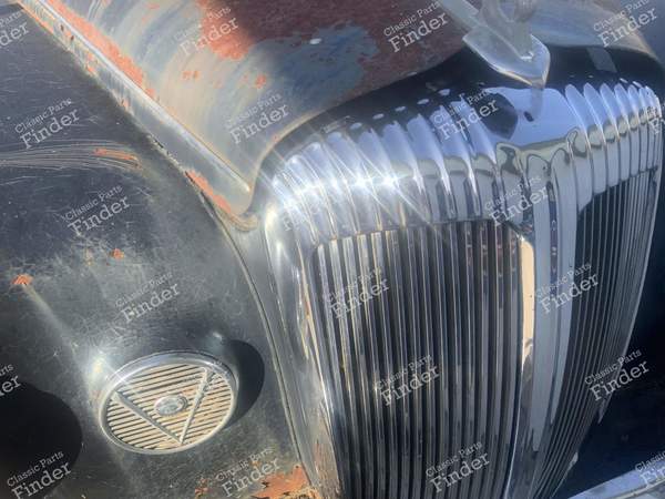 Chrome trim elements - DAIMLER Majestic Major - 1