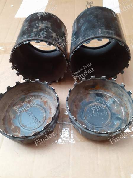 Wheel hub caps - TOYOTA Land Cruiser (J80) - 0