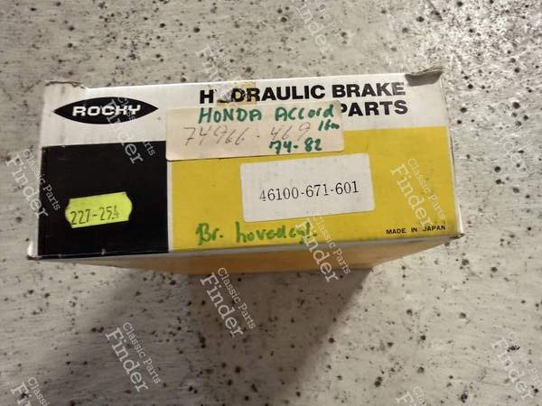 Brake master cylinder - HONDA Accord (SJ-SM) - 46100-671-601- 3