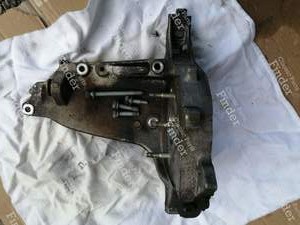 Support de pompe à injection - CITROËN Xantia - thumb-1