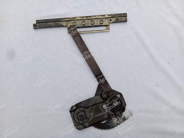 Fensterheber vorne rechts - MERCEDES BENZ /8 (W114 / W115) - 3