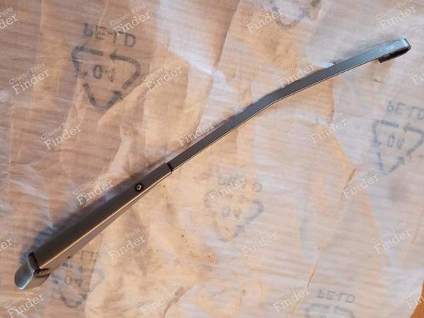 Windshield Wiper Arm Right - MERCEDES BENZ /8 (W114 / W115) - A1158201444- 1