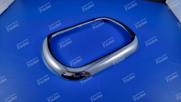 Umreifung von Fernscheinwerfern - PEUGEOT 404 Coupé / Cabriolet - 2