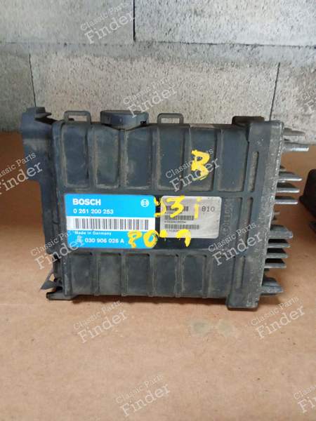 Engine control unit - VOLKSWAGEN (VW) Polo / Derby - 0261200253 / 030906026A