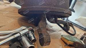 Paar Pivot Achsschenkel - FORD Mustang I (serie 1, 2 & 3) - thumb-2