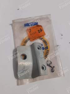 Side door lock striker - PEUGEOT J7