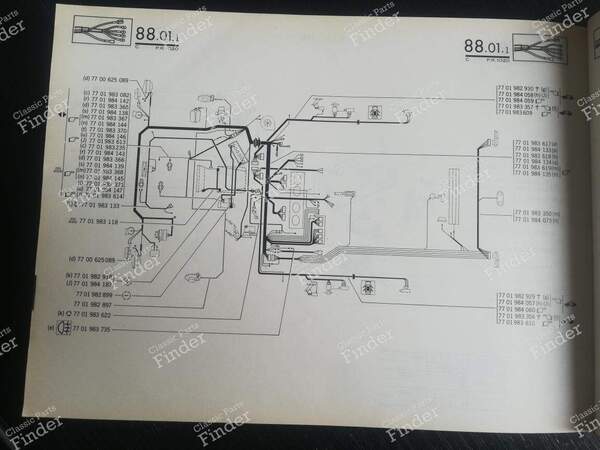 Spare Parts Manual - PR1020, 3rd Edition - RENAULT 20 / 30 (R20 / R30) - 7701442392- 8