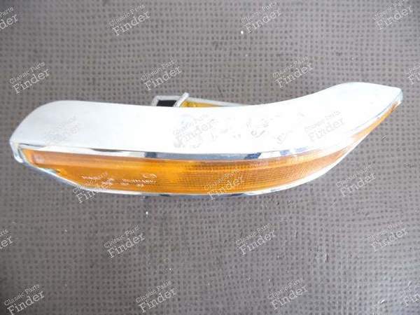 RIGHT FRONT TURN SIGNAL 63138454103 BMW SERIE 02 / E10 - BMW 1502 / 1602 / 1802 / 2002 / Touring (02-Serie) - 63138454103- 3