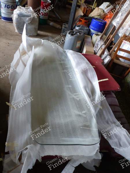 Lot de pièces 300SEC - MERCEDES BENZ W111 / W112 (Heckflosse) - 8