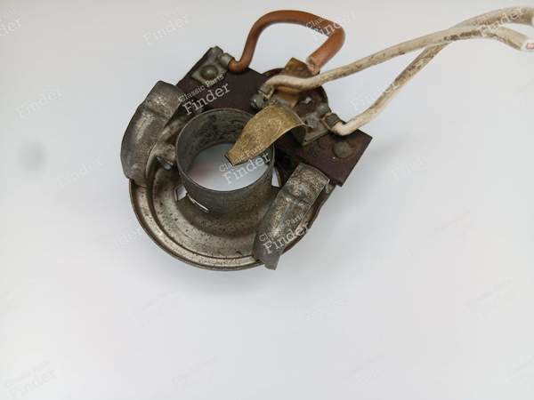 Douille d'ampoule de feu de brouillard / de stationnement - MERCEDES BENZ /8 (W114 / W115) - A0008263782- 1