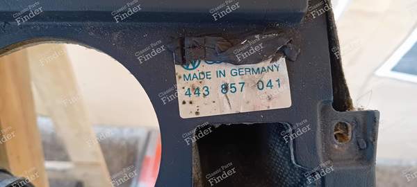 Tableau de bord avec console centrale - AUDI 100 / 200 / 5000 (C3) - 443857041- 1