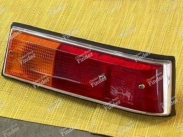 Right rear light for 1st generation Renault 10 - RENAULT 8 / 10 (R8 / R10) - 3693- 0