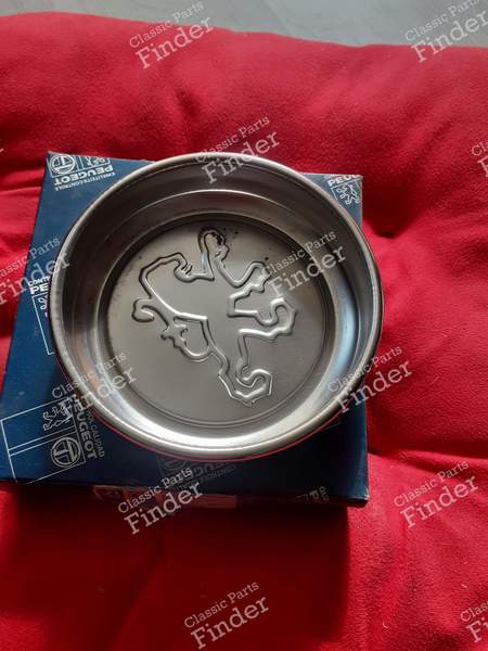 Verchromte Radmitte - PEUGEOT 604 - 5415.46- 1