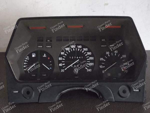 INSTRUMENT CLUSTER BMW SERIES 6 TYPE E24 - BMW 6 (E24) - 9