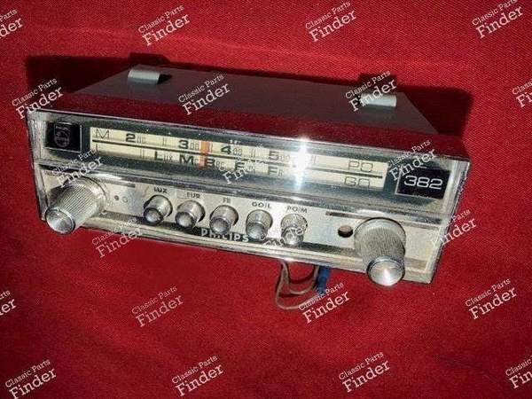 Autoradio - CITROËN DS / ID - R382- 0