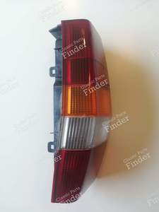 Left rear light - station wagon version - PEUGEOT 305 - 20900- thumb-2