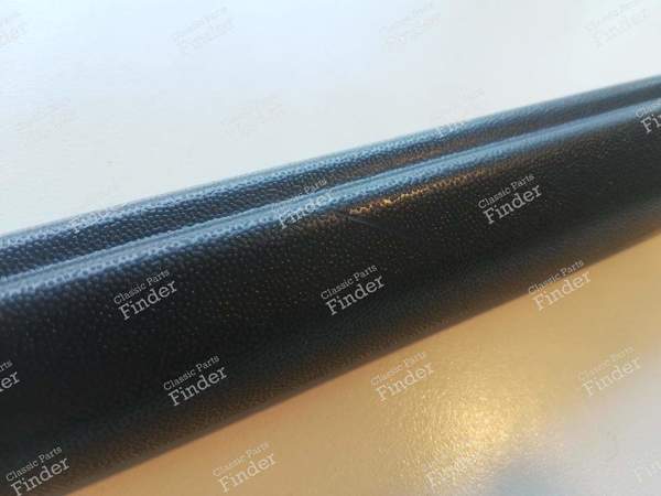 Baguette fine de portière, coté droit - version 3 portes - VOLKSWAGEN (VW) Golf II / Jetta - 191853516D- 3