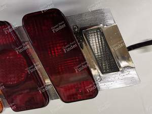 2 Rückleuchten - Serie 1 - PEUGEOT 504 Coupé / Cabriolet - 629D / 629G- thumb-3