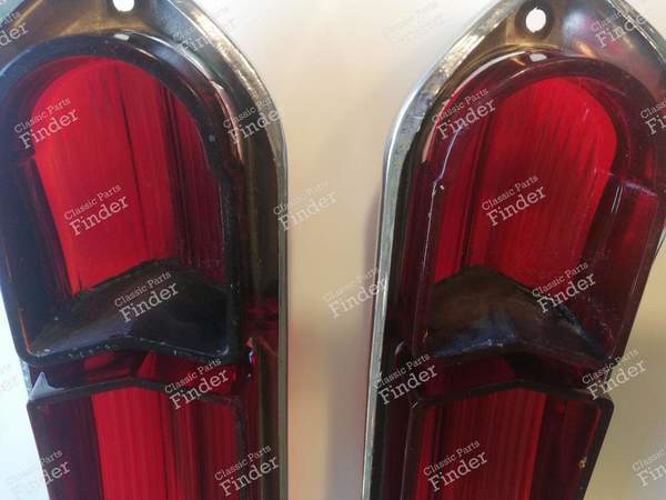 Tail lights for Serie 60S, 61 and 62 - CADILLAC Series 61  '42-47 - R-52- 2