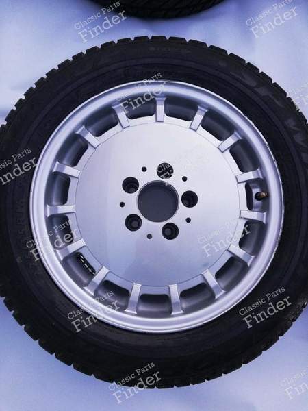 16-inch 'Gullideckel' alloy wheels - MERCEDES BENZ 190 (W201) - 1294000102- 1
