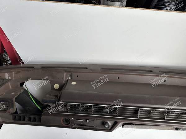 Tableau de bord brun - AUDI 100 / 200 / 5000 (C2) - 3