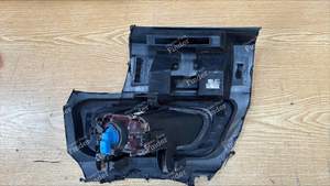 Halterung für Nebelscheinwerfer vorne links für PEUGEOT 406 Coupé