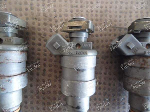 INJECTIONS - PORSCHE 944 - 2