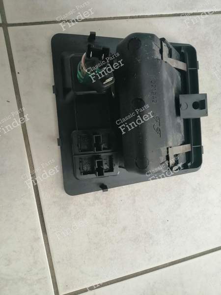 Ashtray and cigarette lighter for the rear seats - CITROËN XM - 1