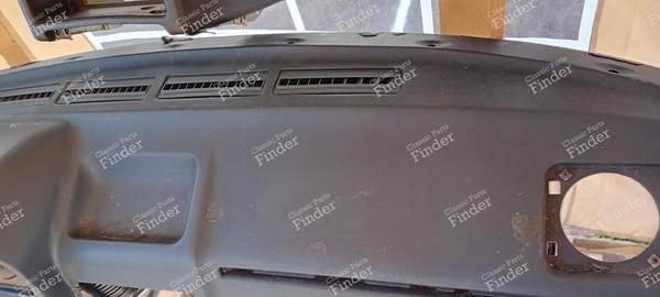 Tableau de bord avec console centrale - AUDI 100 / 200 / 5000 (C3) - 443857041- 2