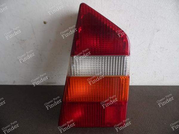 CABOCHON RIGHT REAR LIGHT - CITROËN CX - 8076M / 95653973- 0