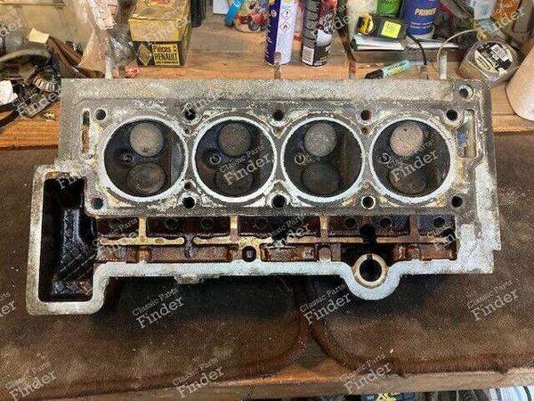 R18 cylinder head - Fuego Turbo - RENAULT 18 (R18) - 7700597415- 2