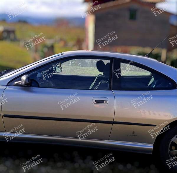 Seitenleistensatz - PEUGEOT 406 Coupé - Equiv. 8545N3 / 8545N2- 9