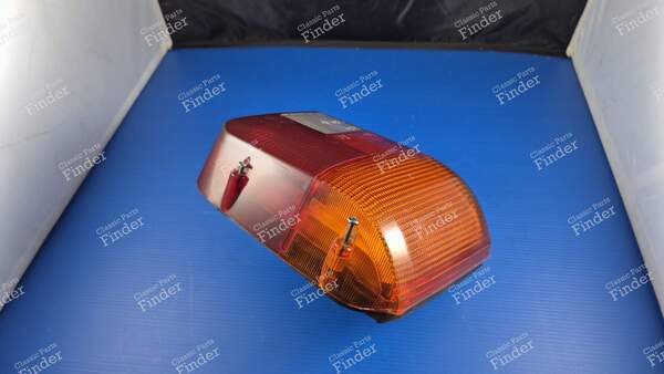 Komplettes linkes Rücklicht - PEUGEOT 205 - 2