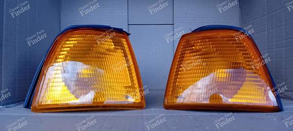 Pair of indicators for B3 version - AUDI 80/90 (B3/B4) - 893953049 (OEM) - 9EL135007001 (L) / 893 953 050 (OEM)- 3