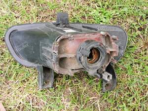 Front right fog light (older shape of front bumper) - PEUGEOT 406 Coupé - 67720881- thumb-1