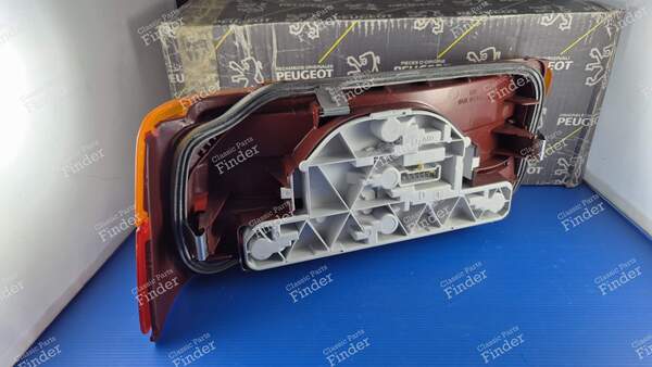 Complete Right Rear Taillight - Phase 1 - PEUGEOT 309 - 635151- 2