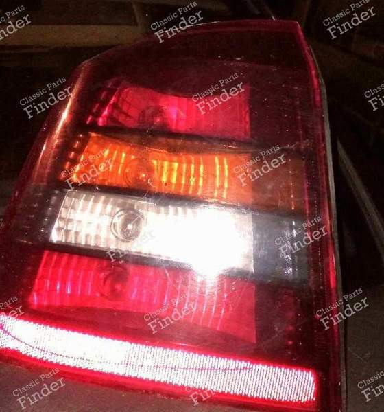 Tail light for Opel Astra - OPEL Astra (G) - 1222077- 0