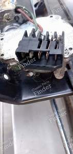 Wiper motor with arm - AUDI Coupé GT/Quattro (B2) - 058942390246143 (?)- thumb-2