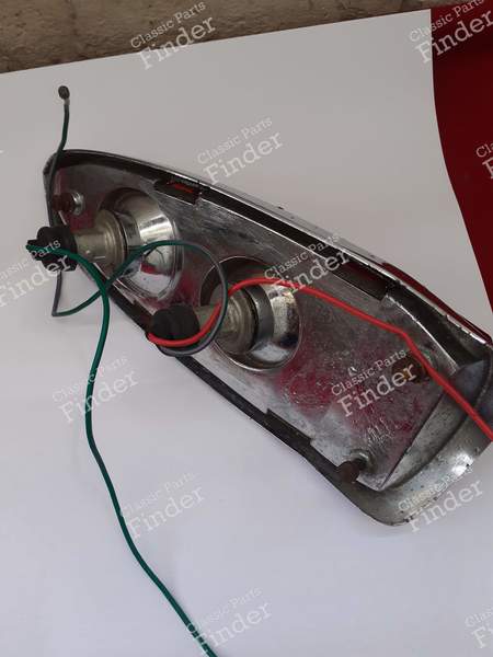 Rücklicht komplett - MORRIS 1100/1300 / 11/55 / Nomad (ADO 16) - L695- 1