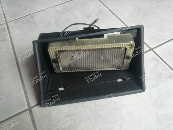 Rechter Nebelscheinwerferhalter – Phase 2 - CITROËN BX - 9563202580- 0