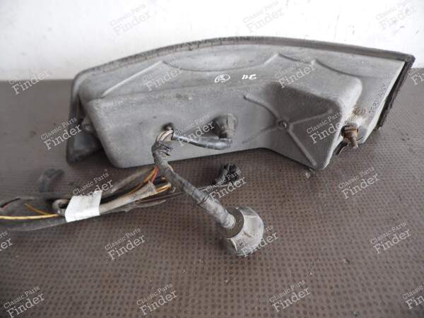 BOITIER FEU ARRIERE DROIT - PORSCHE 911 / 912 E (G Modell) - 91163194000 / 90163140403 / 91163140403 / 91163140430- 8