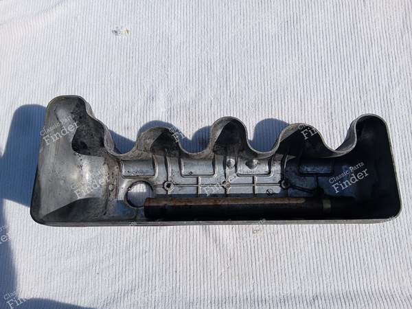 Ventildeckel - MERCEDES BENZ /8 (W114 / W115) - 6150160204- 2