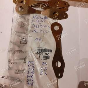 Metal brake caliper retainer - Citroën-Peugeot - CITROËN AX