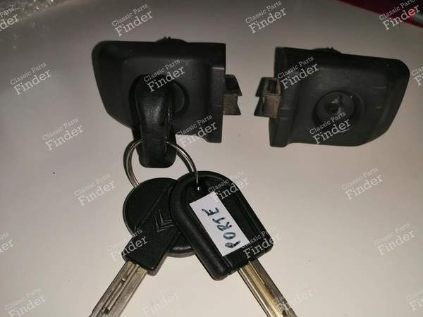 2 locks and keys - CITROËN XM - 0
